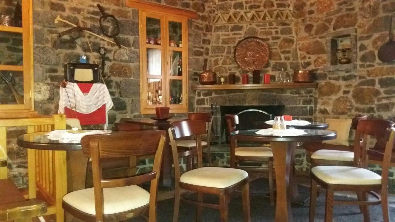 Antoniou Guesthouse Kastanitsa Bagian luar foto
